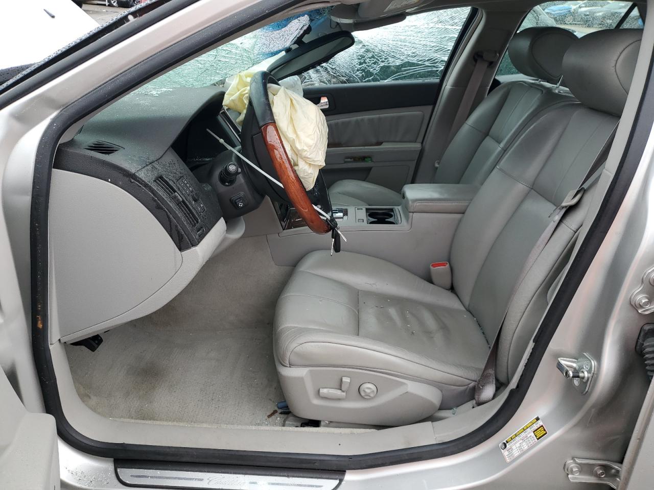 2005 Cadillac Sts VIN: 1G6DW677750185261 Lot: 82208795