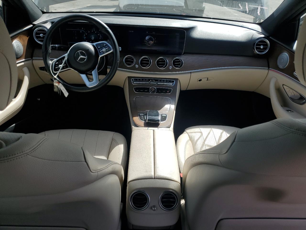 2020 Mercedes-Benz E 350 VIN: WDDZF8DB1LA700176 Lot: 82427415