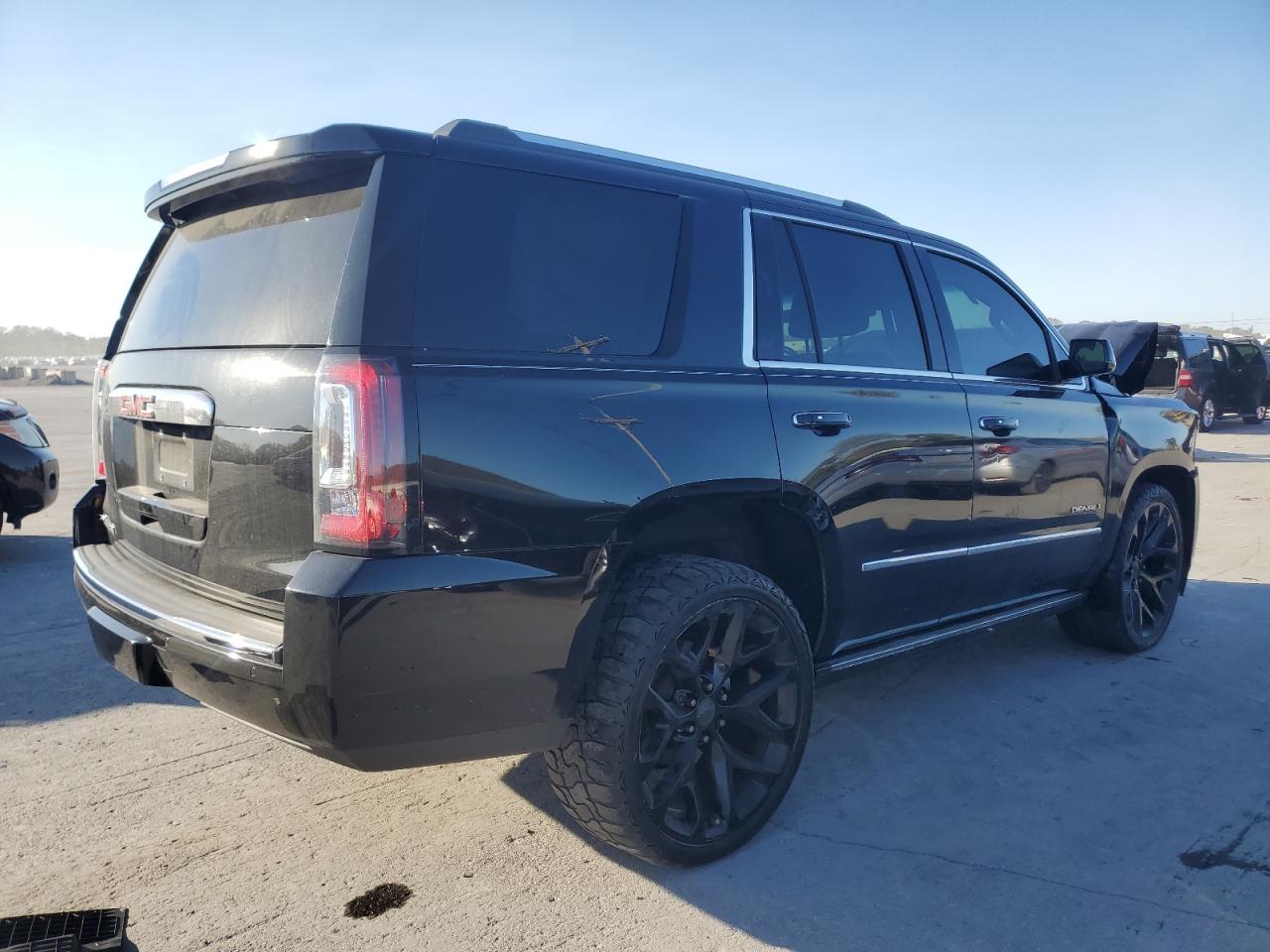 2019 GMC Yukon Denali black null gas 1GKS2CKJ0KR321579 photo #4