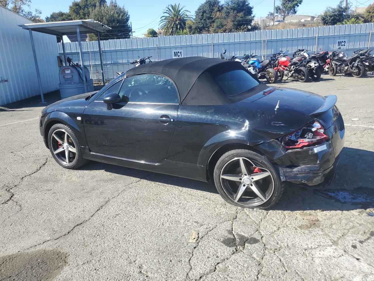 Фото: TRUUT28N311037162