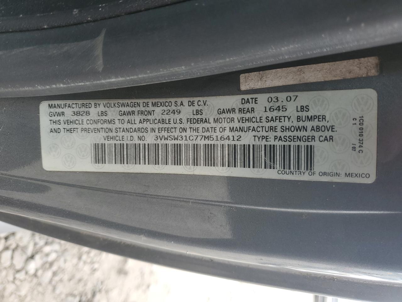 2007 Volkswagen New Beetle 2.5L Option Package 2 VIN: 3VWSW31C77M516412 Lot: 82282505