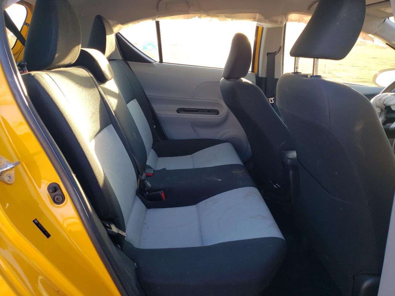 2014 Toyota Prius C VIN: JTDKDTB30E1069519 Lot: 82268235