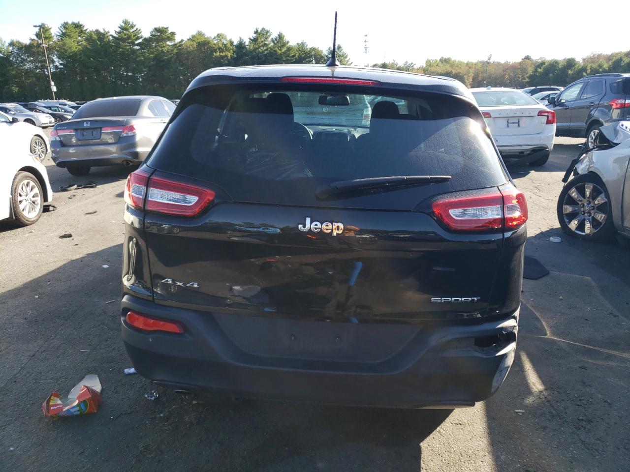 2016 Jeep Cherokee Sport VIN: 1C4PJMAB1GW143081 Lot: 84608985