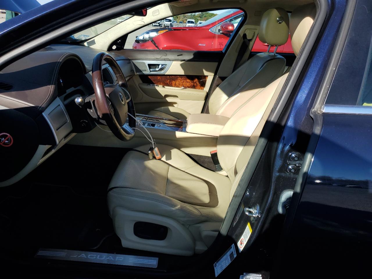 2015 Jaguar Xf 3.0 Sport Awd VIN: SAJWJ0FF4F8U61555 Lot: 82255335