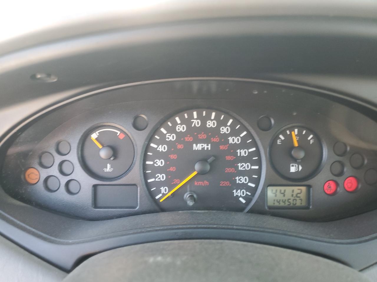 2004 Ford Focus Se Comfort VIN: 1FAFP343X4W174694 Lot: 85148745