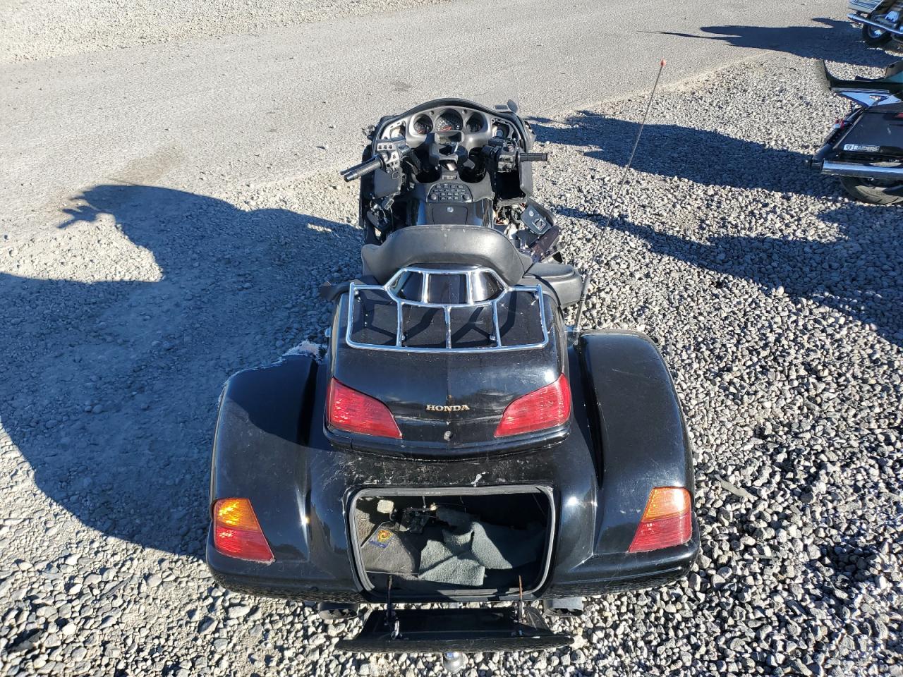 2001 Honda Gl1800 VIN: 1HFSC47011A005383 Lot: 86870595