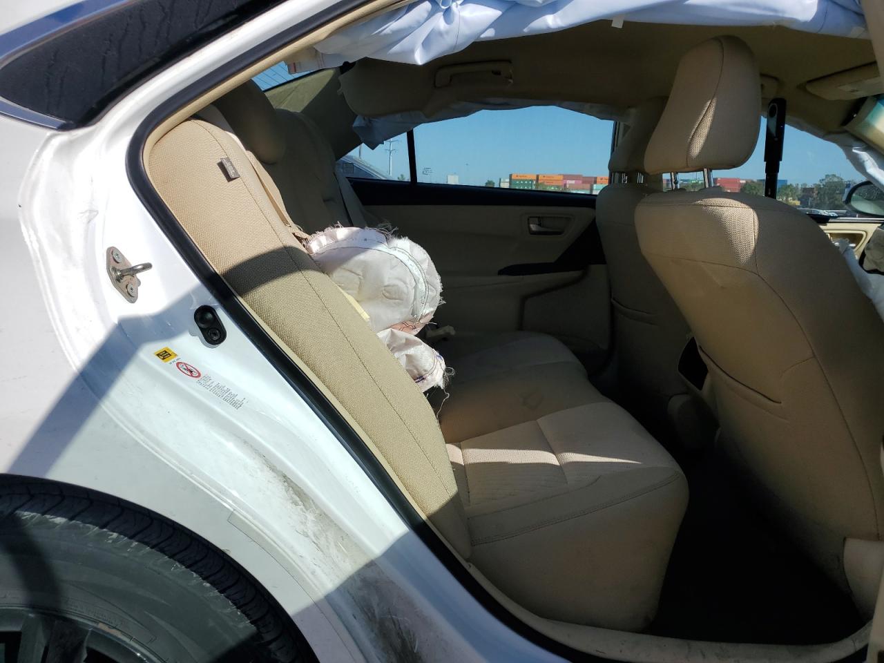 2017 Toyota Camry Le VIN: 4T1BF1FK8HU380727 Lot: 81938625