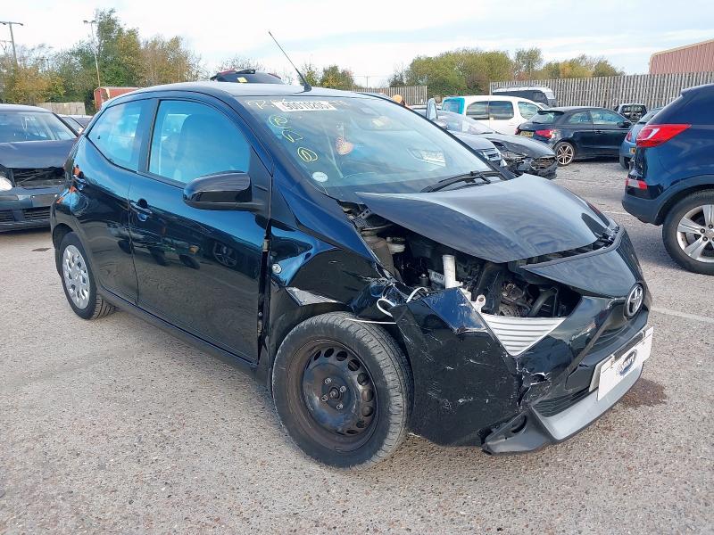 2021 TOYOTA AYGO X-PLAY TSS VVT-I 