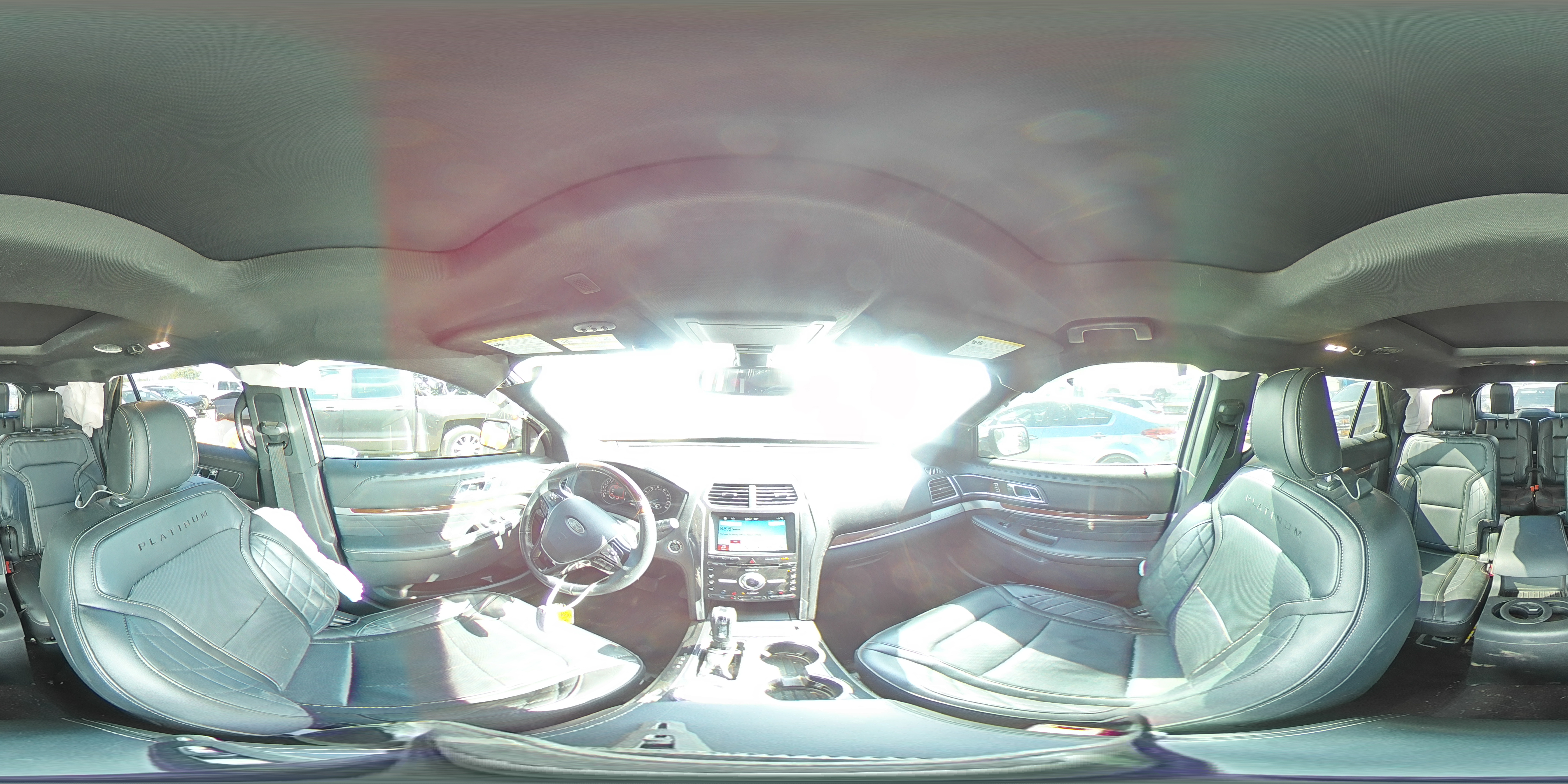 2018 Ford Explorer Platinum VIN: 1FM5K8HT0JGB55259 Lot: 85675665