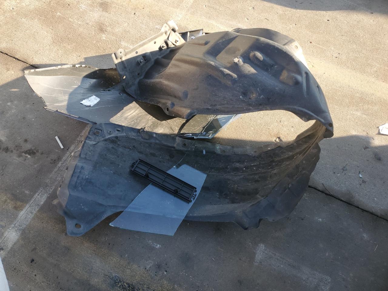 2023 Toyota Corolla Cross Le VIN: 7MUFBABG9PV011211 Lot: 85266795