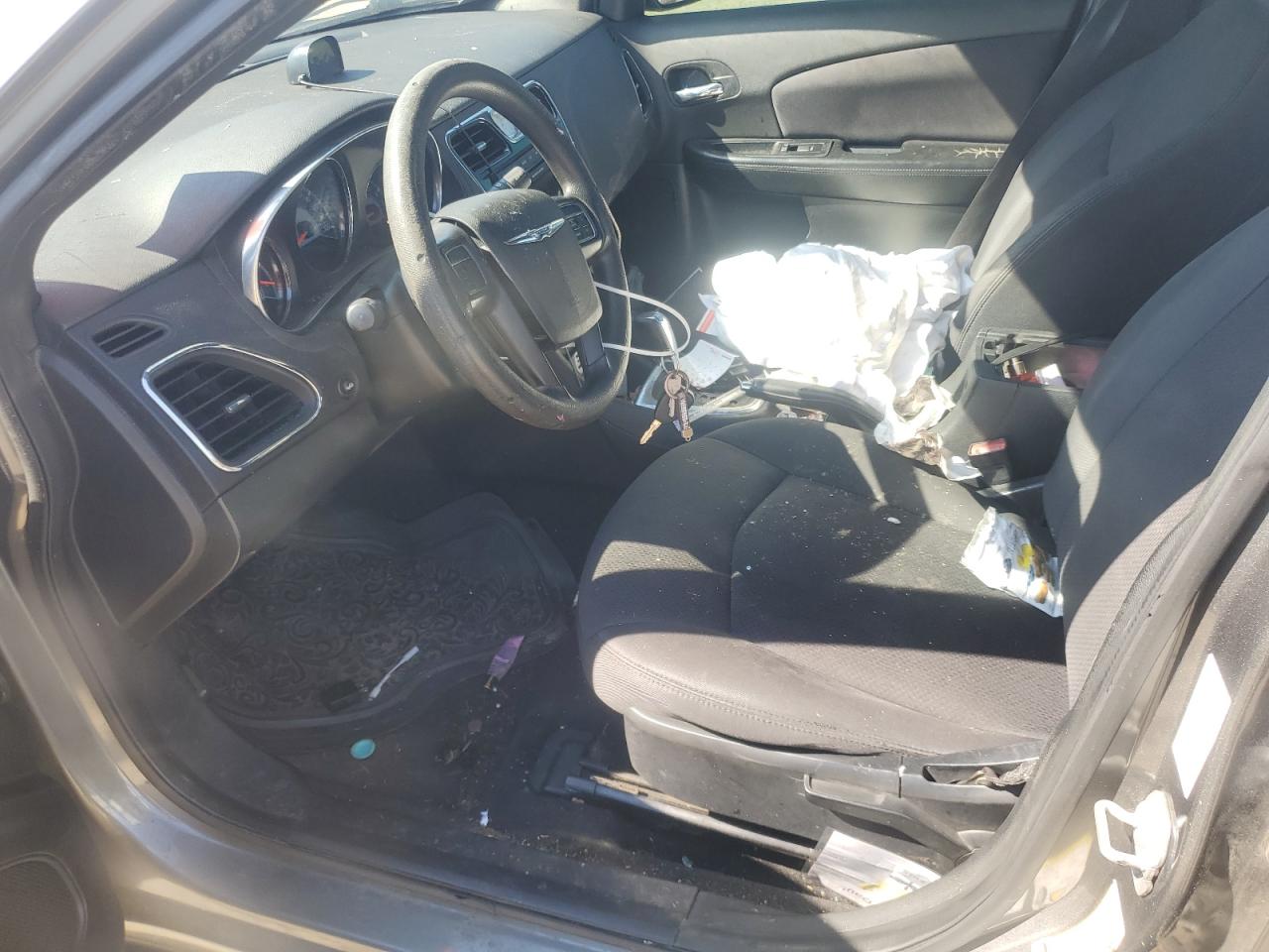 2012 Chrysler 200 Lx VIN: 1C3CCBAB5CN268506 Lot: 82197195