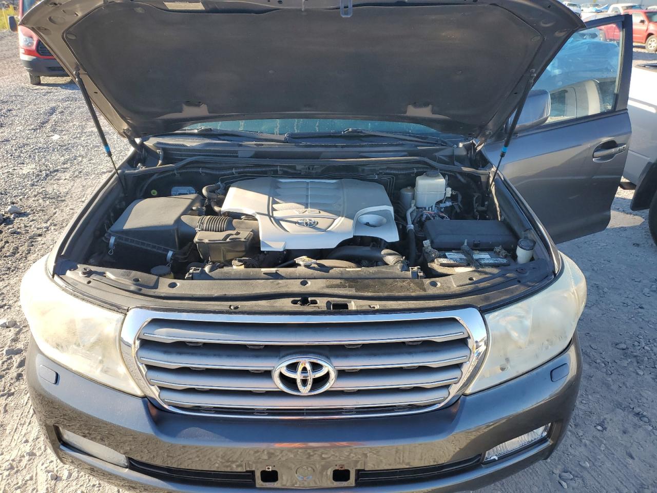 2011 Toyota Land Cruiser VIN: JTMHY7AJ5B5012033 Lot: 82410305