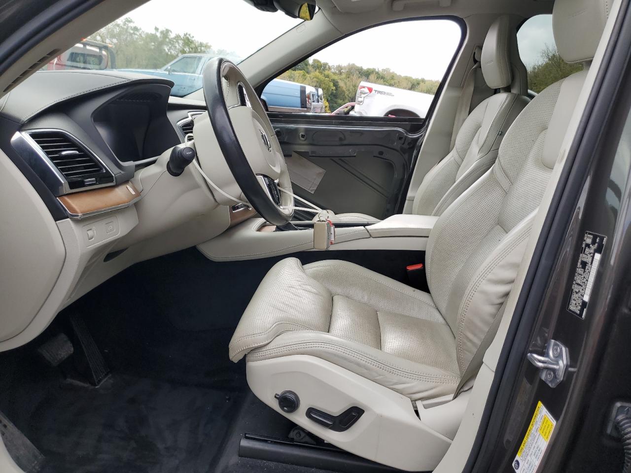 2018 Volvo Xc90 T6 VIN: YV4A22PL4J1193384 Lot: 82256815