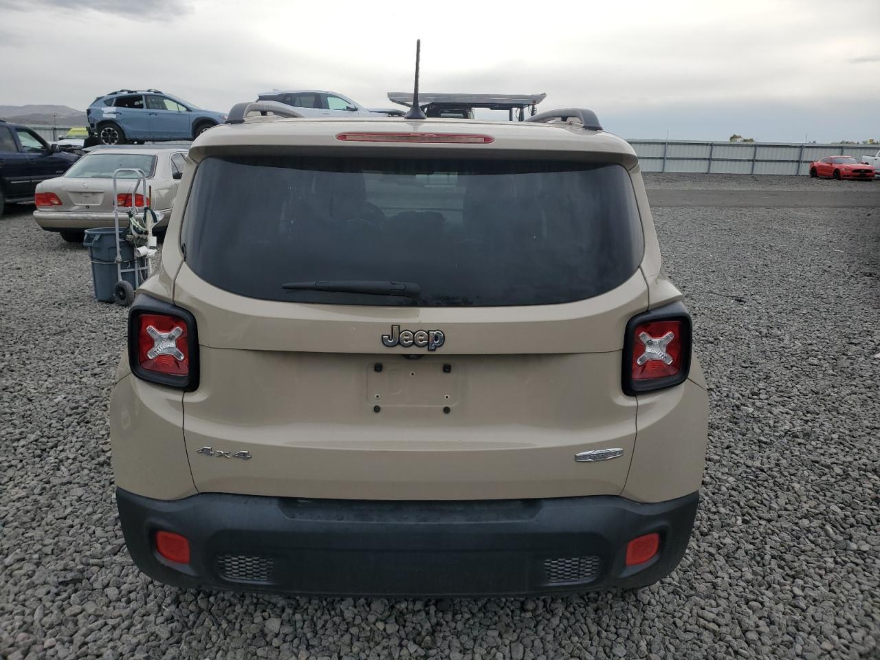 2016 Jeep Renegade Latitude VIN: ZACCJBBW1GPC57700 Lot: 82608425