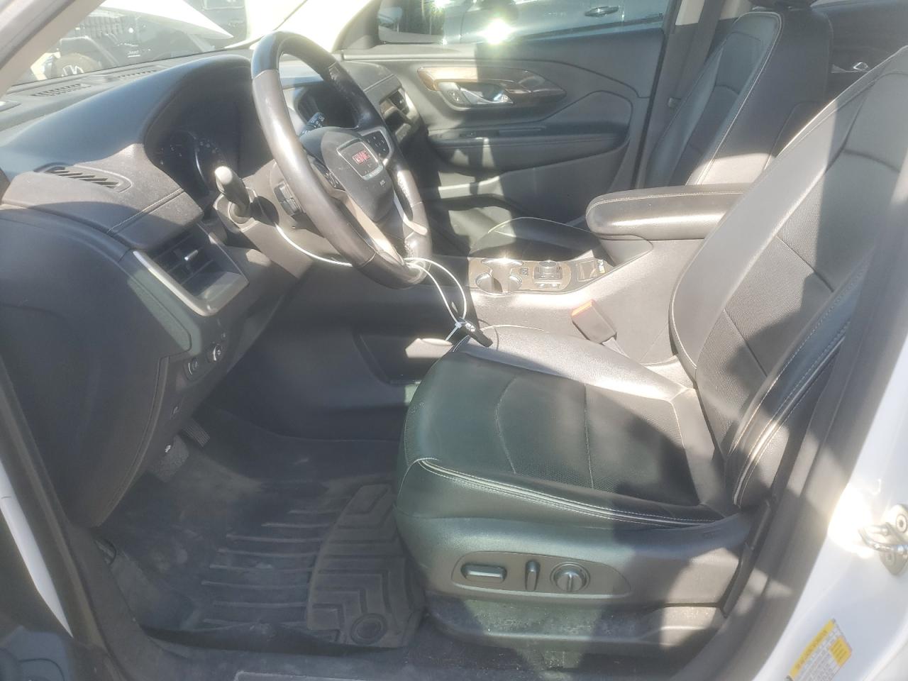 2019 GMC Terrain Denali VIN: 3GKALXEX7KL398988 Lot: 82481055