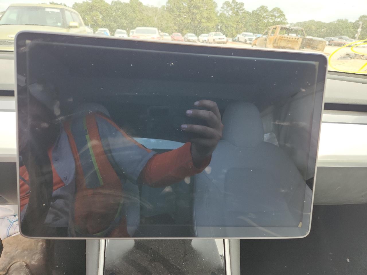 2020 Tesla Model 3 VIN: 5YJ3E1ECXLF641587 Lot: 84888455