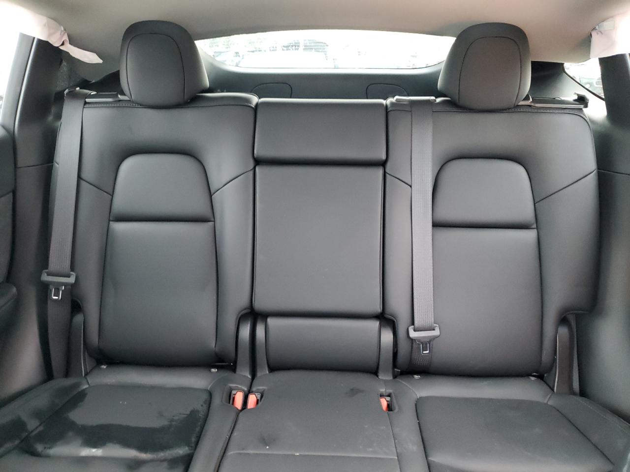 2024 Tesla Model Y VIN: 7SAYGAEE3RF024710 Lot: 82786045