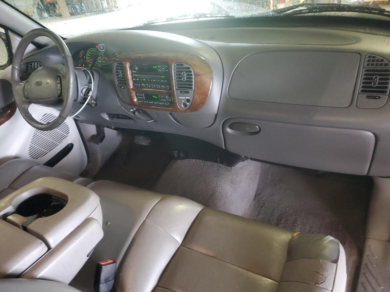 2002 Ford F150 VIN: 2FTRX17W62CA49976 Lot: 82428545