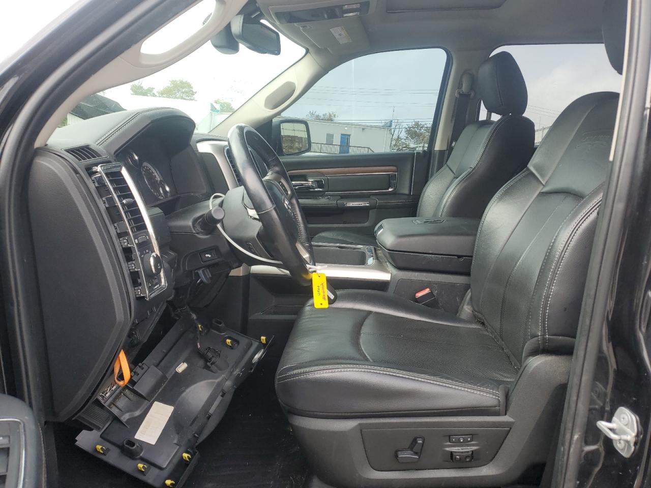 2018 Ram 1500 Laramie VIN: 1C6RR7NT3JS230685 Lot: 89879095