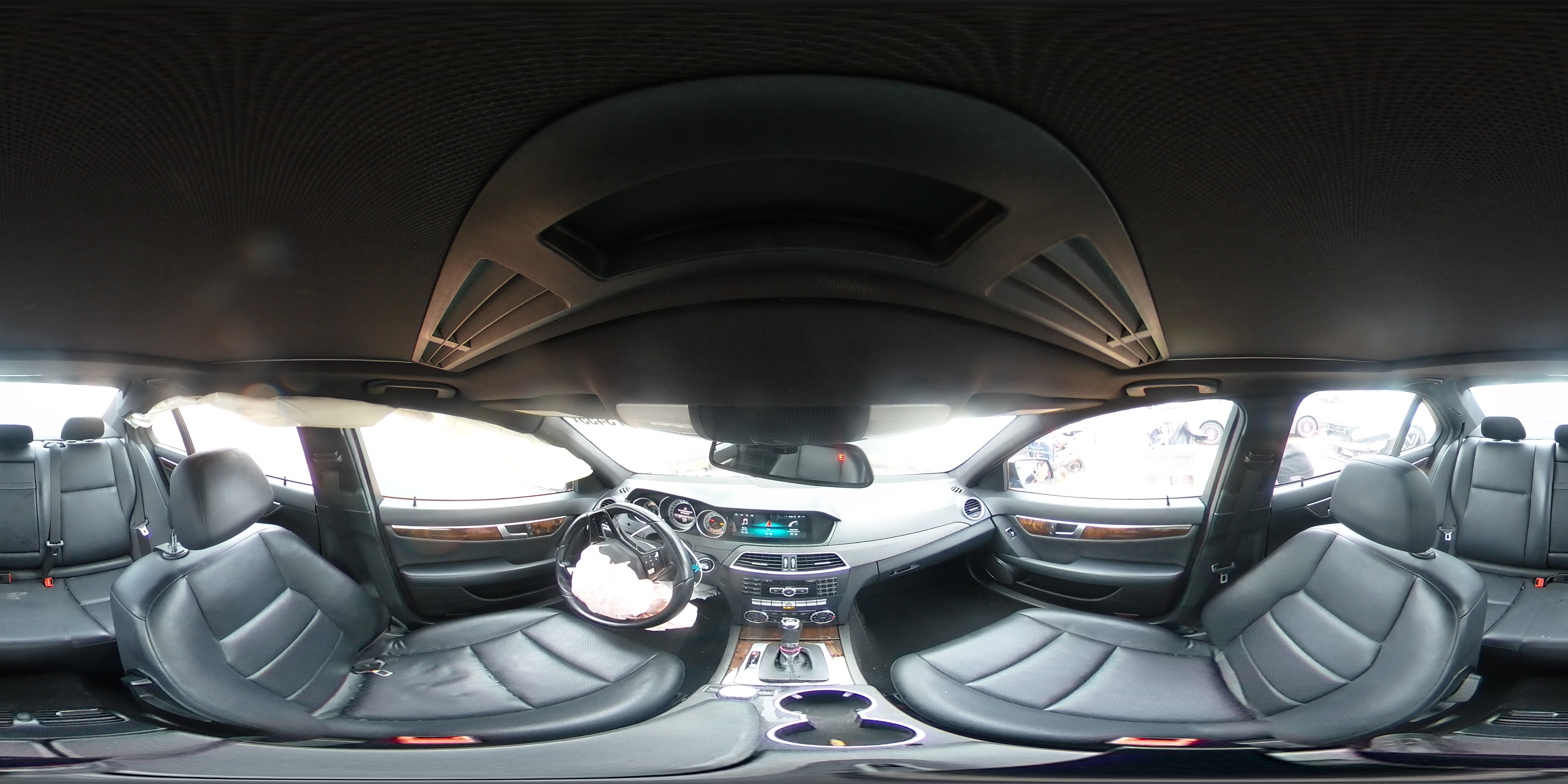 2014 Mercedes-Benz C 250 VIN: WDDGF4HB9ER303541 Lot: 90573455