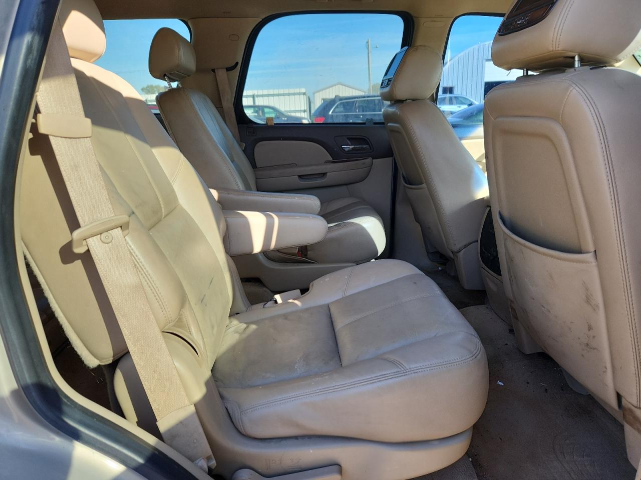 2008 GMC Yukon VIN: 1GKFC13J98R137106 Lot: 90734555