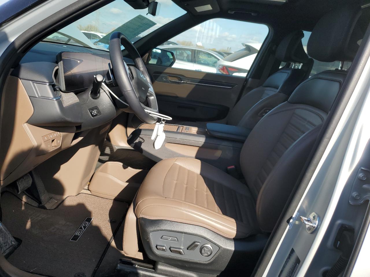 2024 Kia Ev9 Land VIN: KNDADFS55R6036779 Lot: 90714915