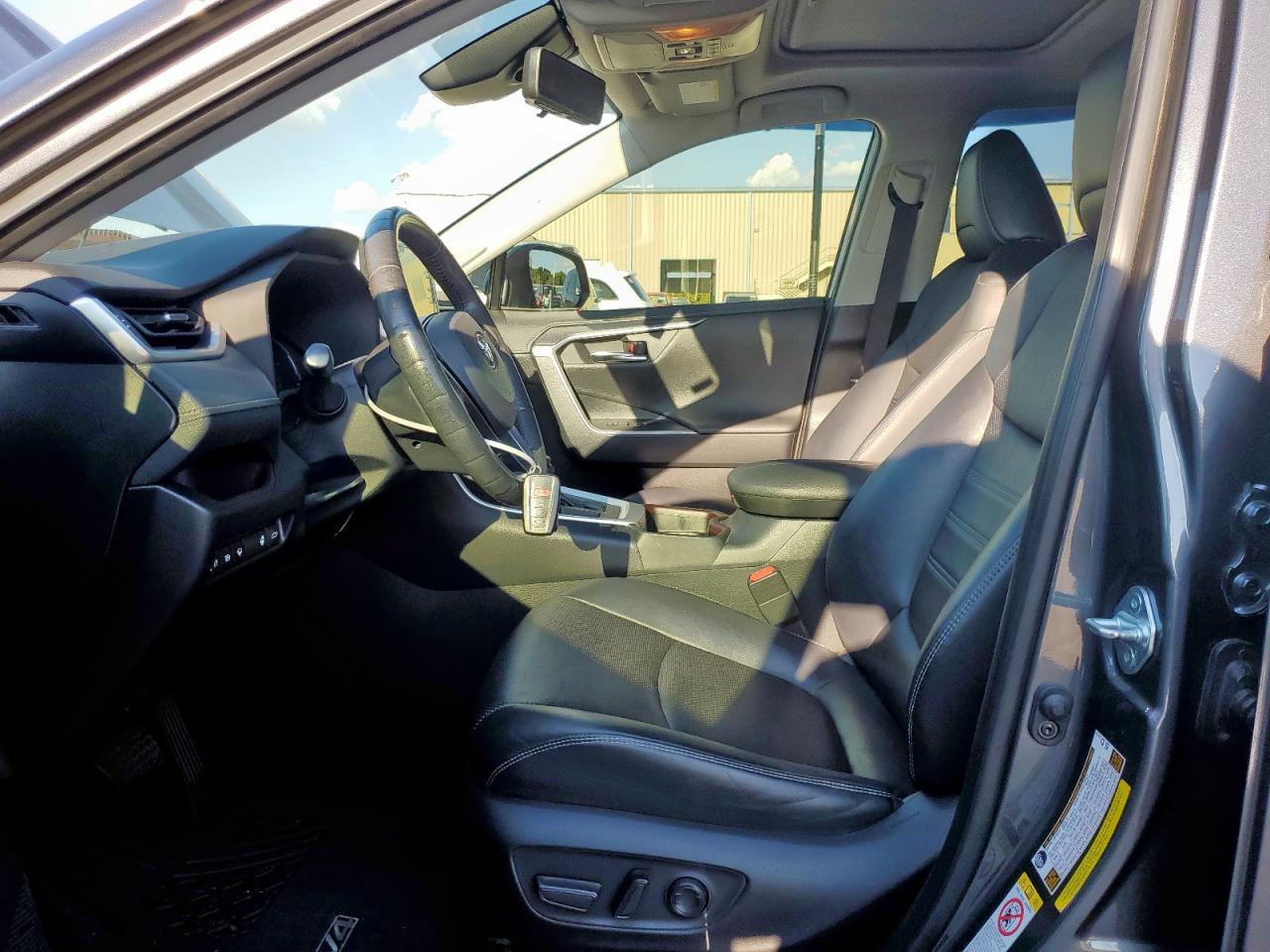 2019 Toyota Rav4 Limited VIN: JTMY1RFV5KD006458 Lot: 82187965