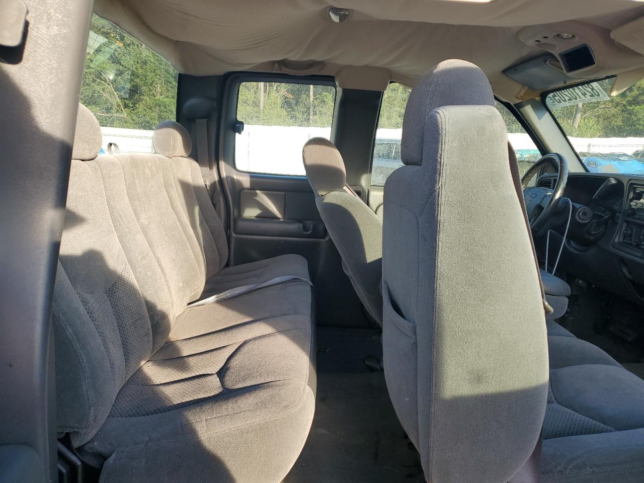 2004 Chevrolet Silverado C1500 VIN: 2GCEC19V041378380 Lot: 82410205