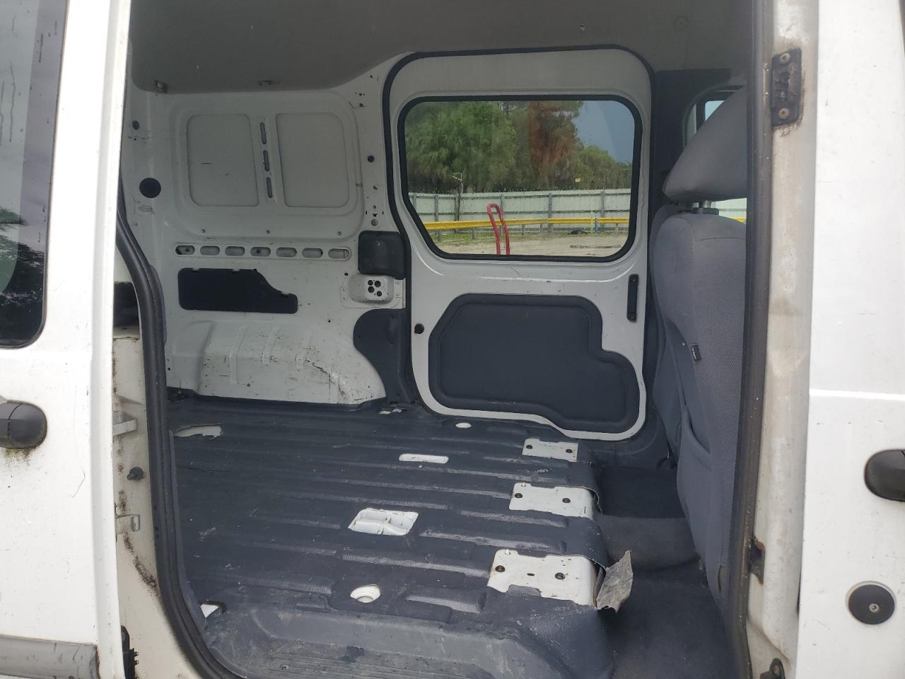 2010 Ford Transit Connect Xlt VIN: NM0KS9BNXAT022066 Lot: 93920215