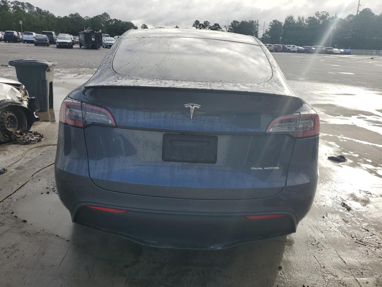 2023 Tesla Model Y VIN: 7SAYGDEE3PA057167 Lot: 85352565