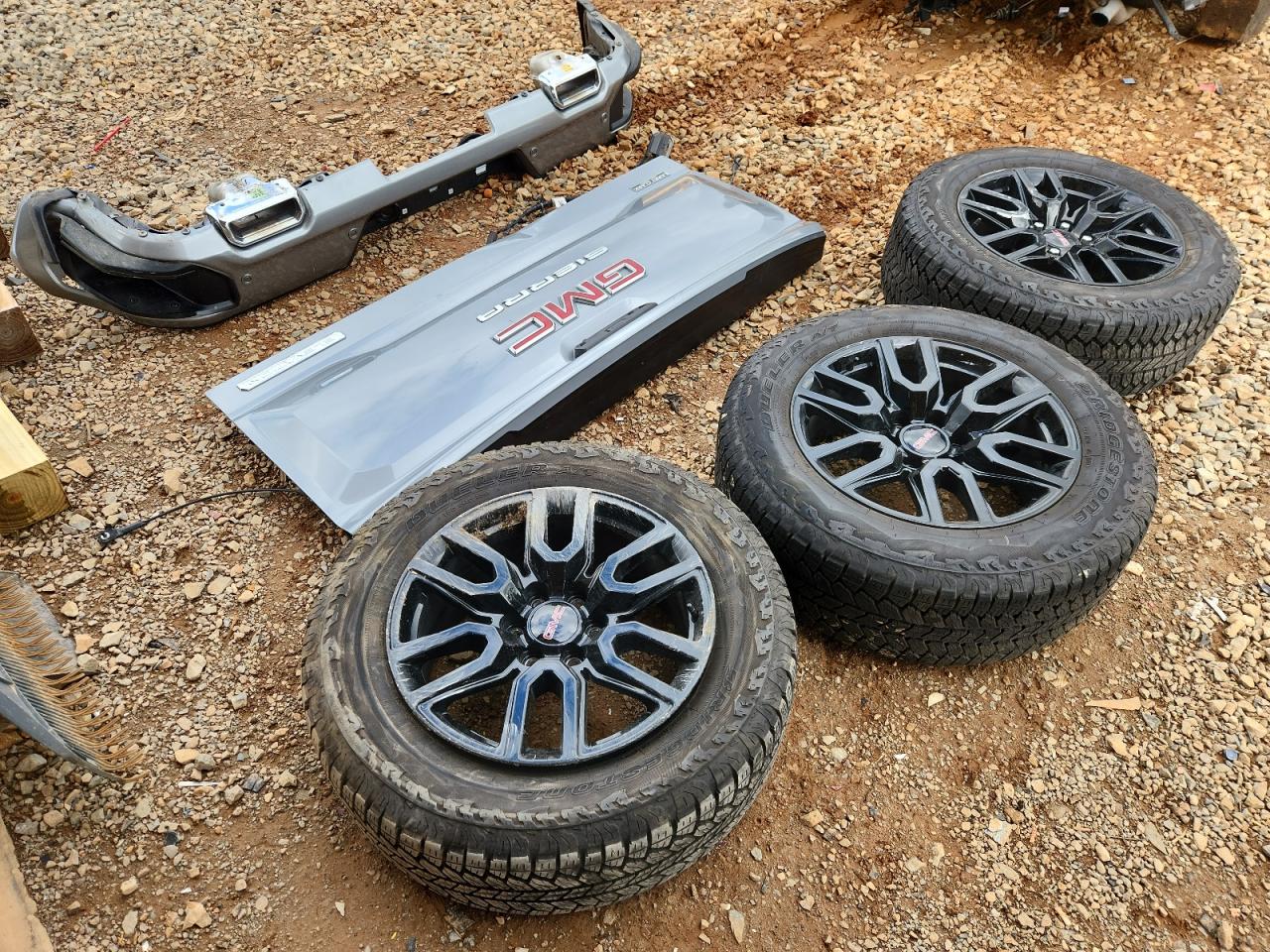 2025 GMC Sierra K1500 Elevation VIN: 3GTUUCED1SG122609 Lot: 90906245