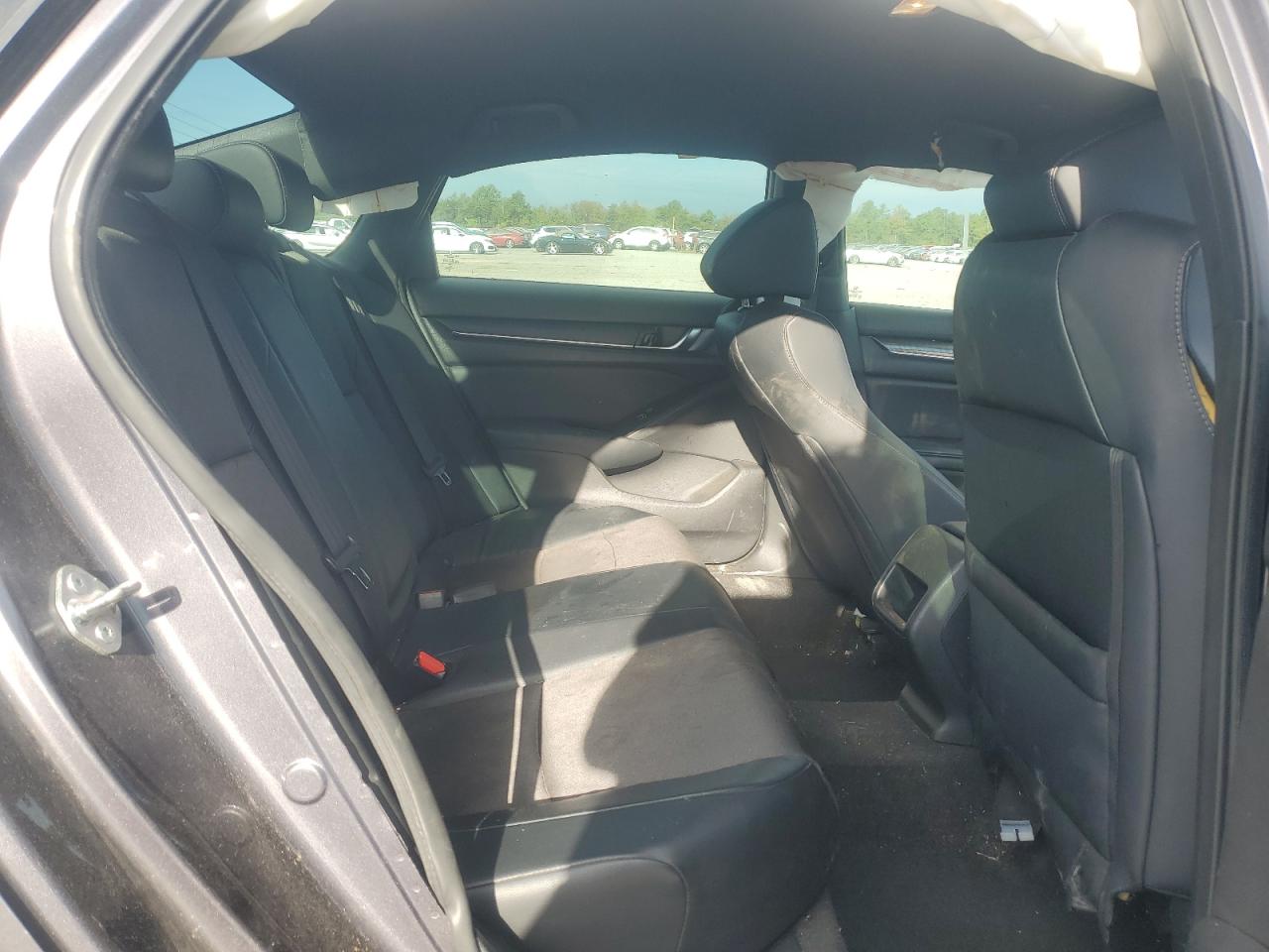 2018 Honda Accord Sport VIN: 1HGCV1F39JA259329 Lot: 85683445