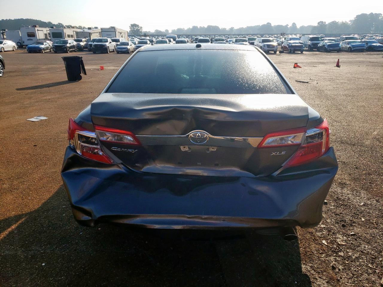 2014 Toyota Camry L VIN: 4T4BF1FKXER345799 Lot: 81973795