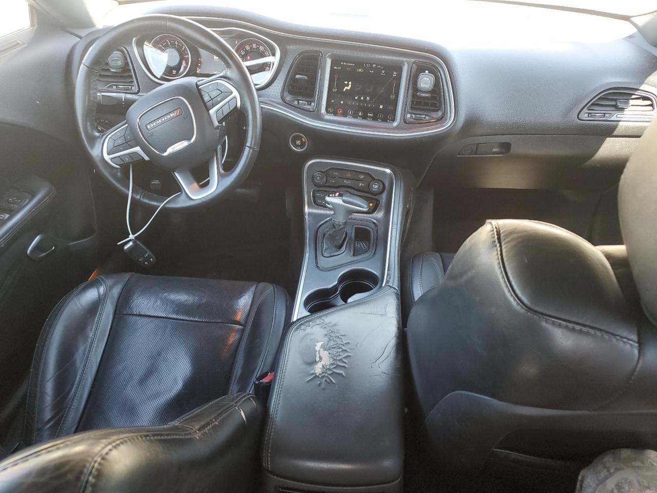 2018 Dodge Challenger Sxt VIN: 2C3CDZAG3JH310677 Lot: 82351825