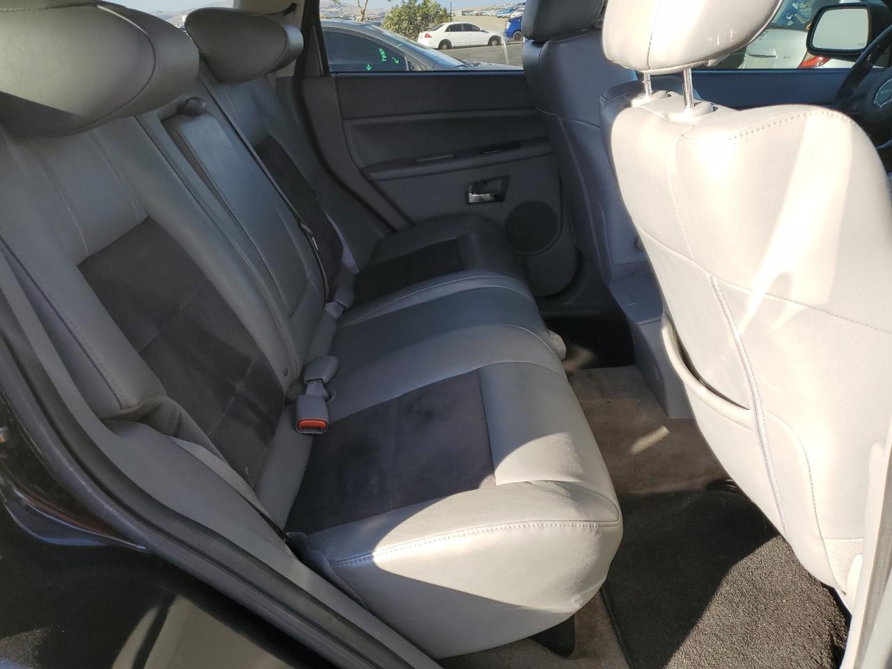 2007 Jeep Grand Cherokee Srt-8 VIN: 1J8HR78317C600947 Lot: 82767535