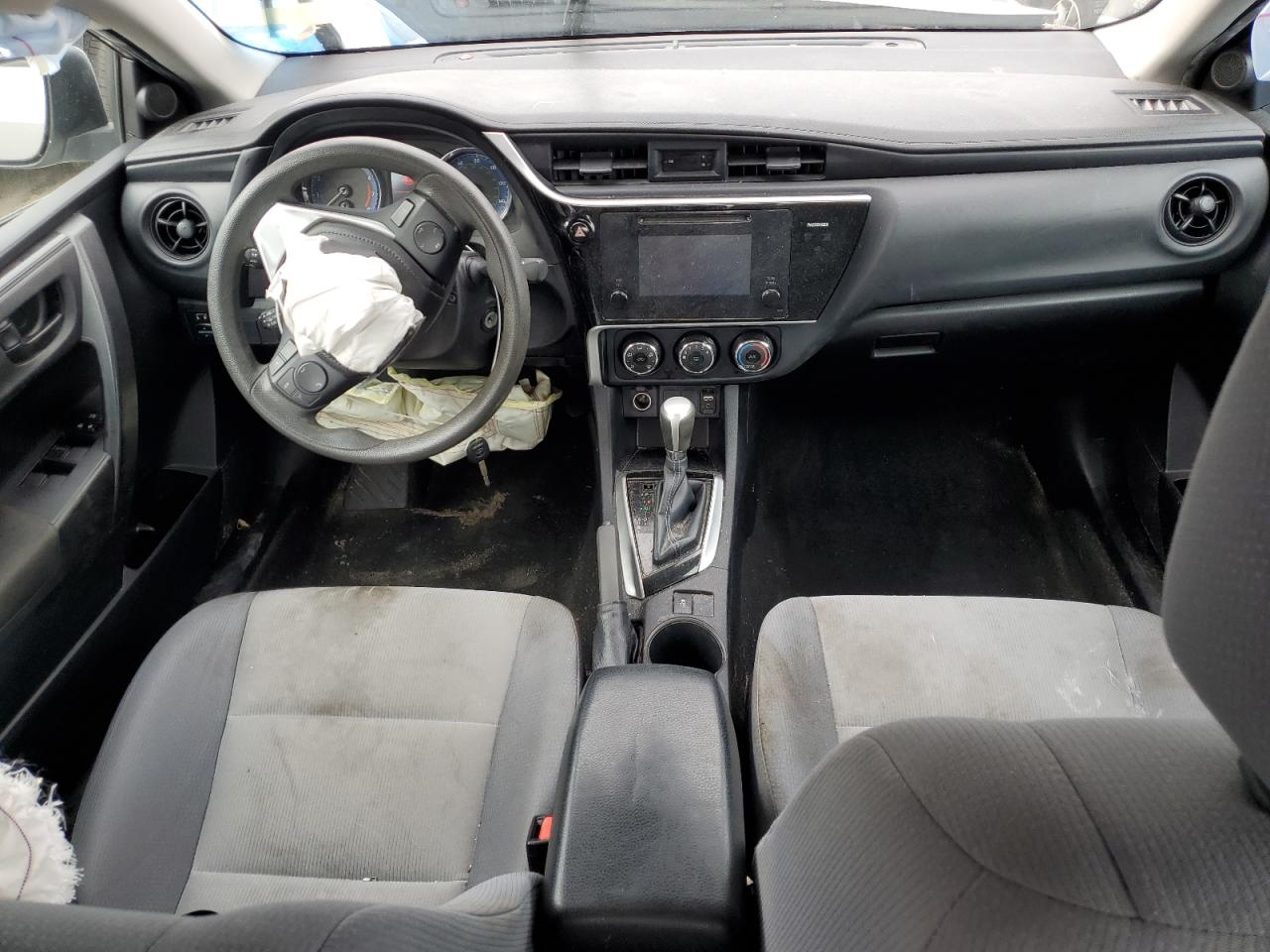 2017 Toyota Corolla L VIN: 2T1BURHE8HC911440 Lot: 84837095