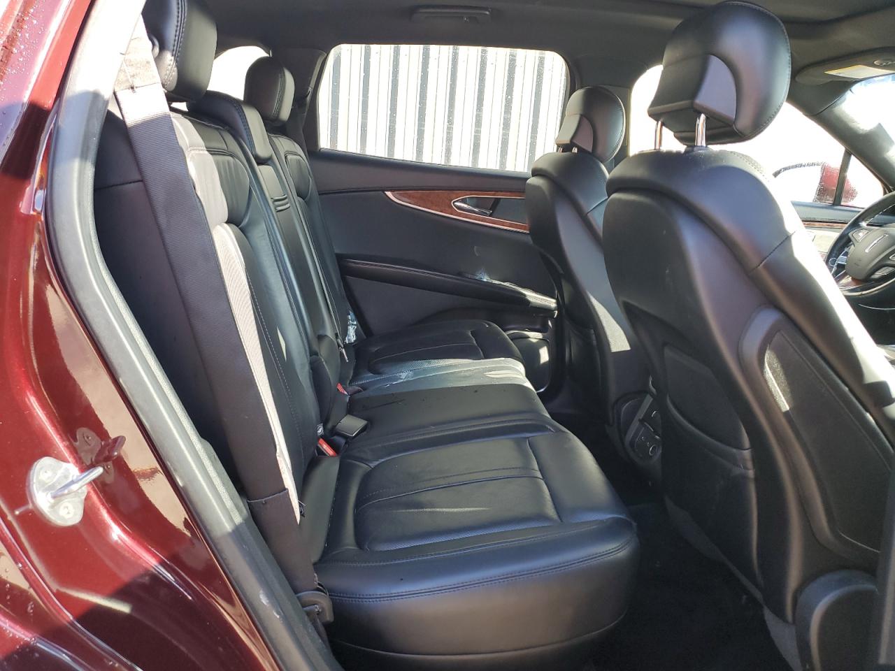 2018 Lincoln Mkx Reserve VIN: 2LMPJ8LRXJBL35030 Lot: 90112695