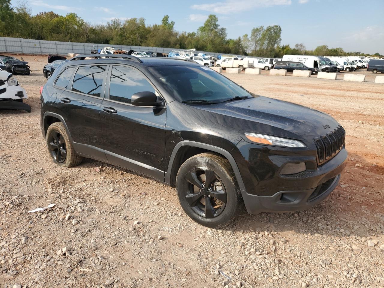 2018 Jeep Cherokee Latitude VIN: 1C4PJMCB2JD559558 Lot: 86327005