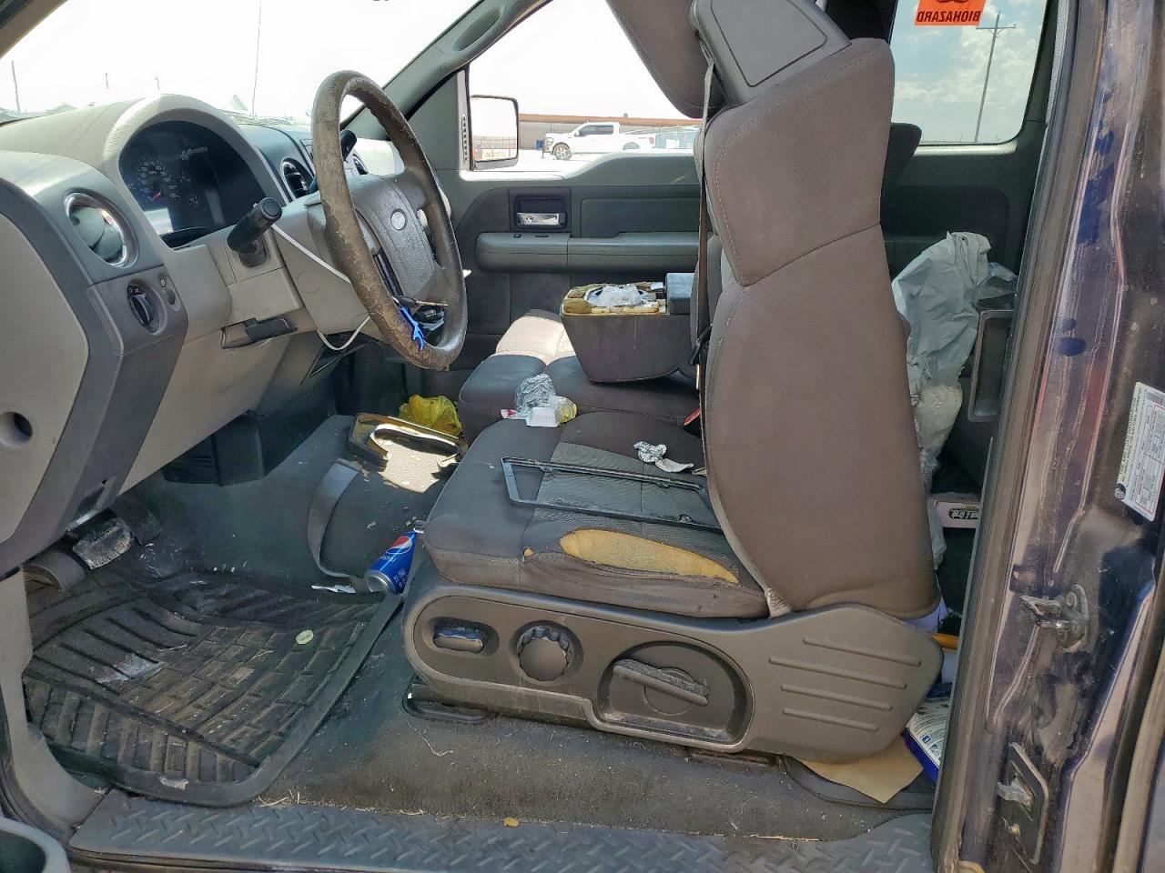 2005 Ford F150 VIN: 1FTRX12W45FB60462 Lot: 82183875