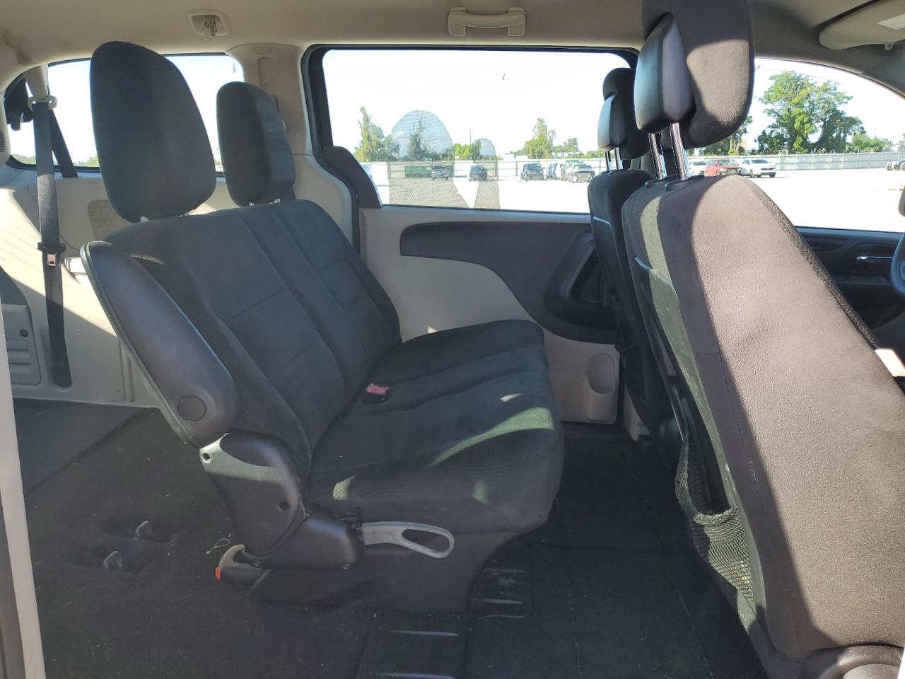 2016 Dodge Grand Caravan Se VIN: 2C4RDGBG9GR227668 Lot: 82305385