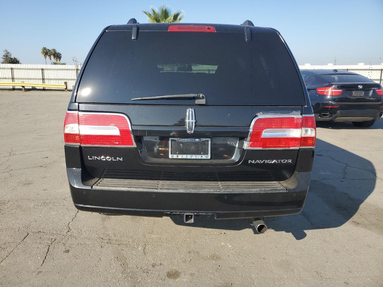 2011 Lincoln Navigator VIN: 5LMJJ2H50BEJ04838 Lot: 90688845