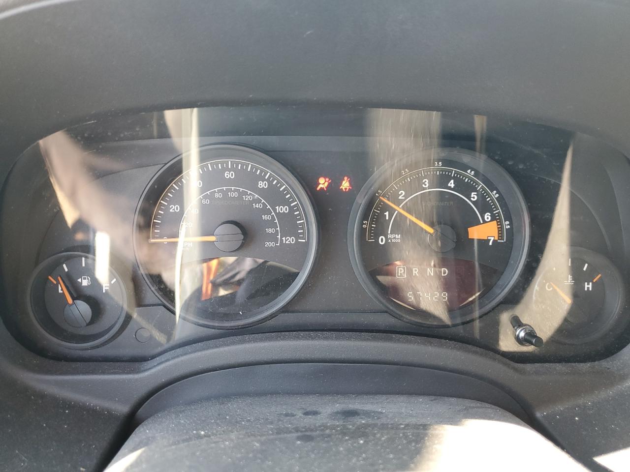 2014 Jeep Compass Sport VIN: 1C4NJCBA2ED666058 Lot: 90361585