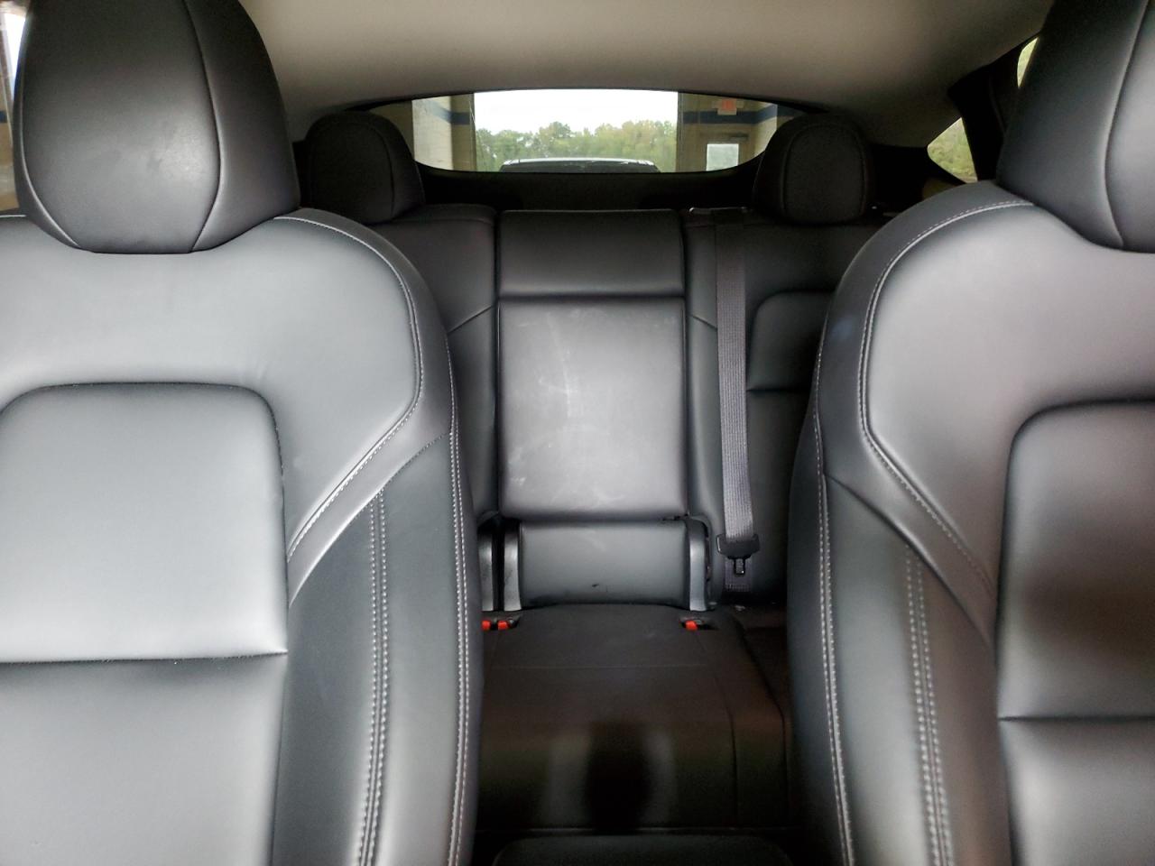 2024 Tesla Model Y VIN: 7SAYGDEFXRA285260 Lot: 84550055