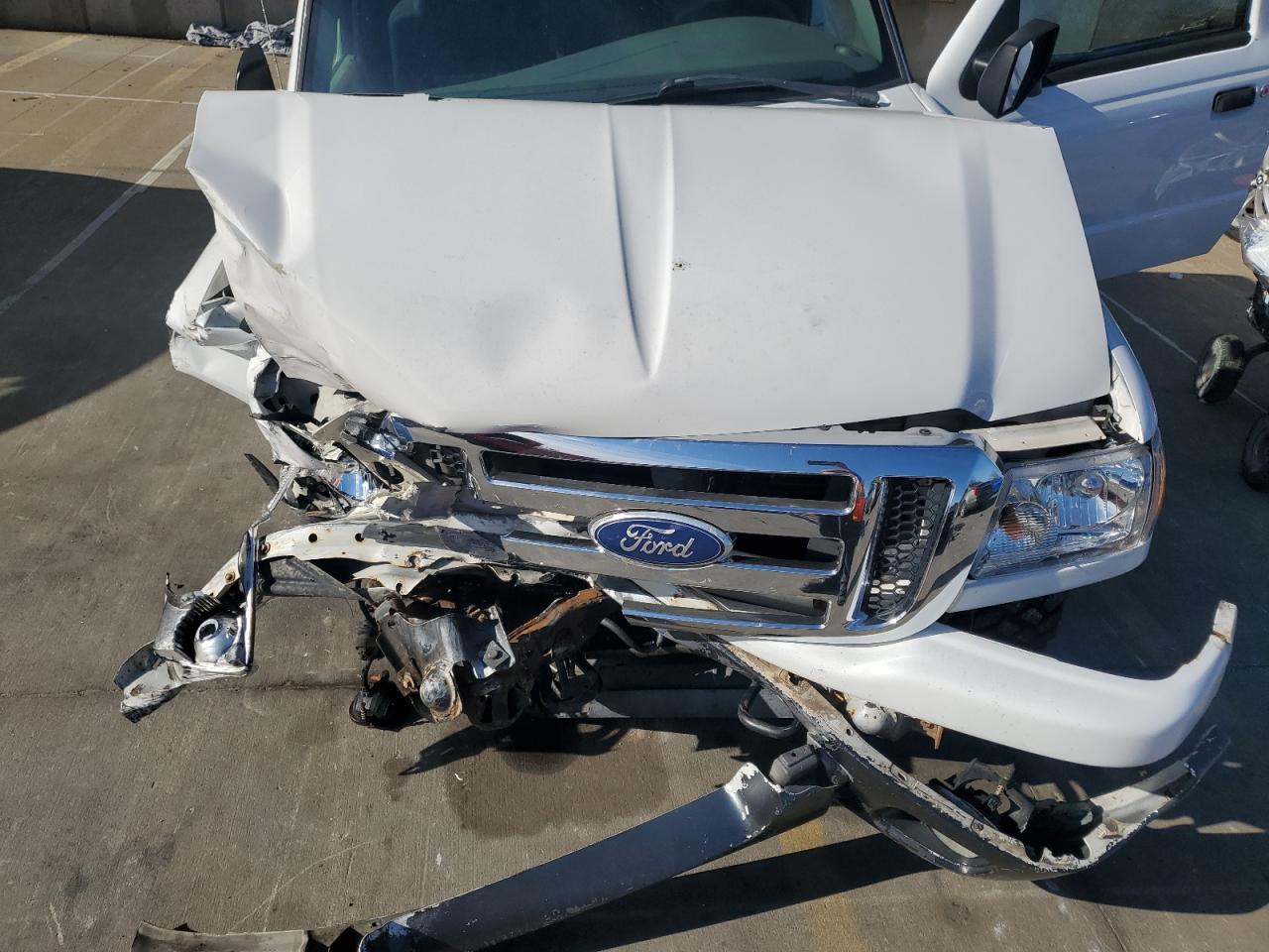 2009 Ford Ranger Super Cab VIN: 1FTZR15E69PA02556 Lot: 90024165