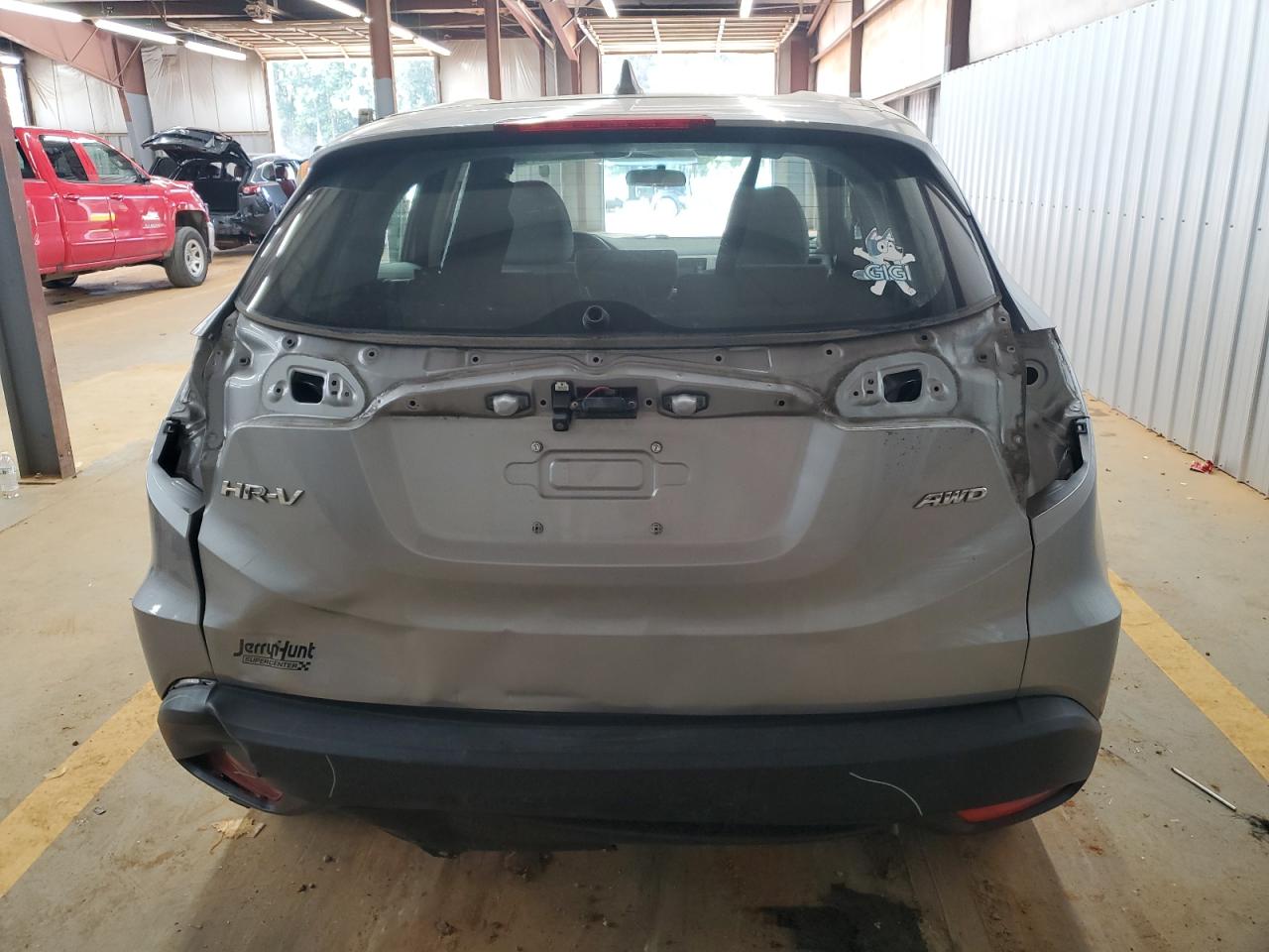 2017 Honda Hr-V Lx VIN: 3CZRU6H31HG704173 Lot: 82192445