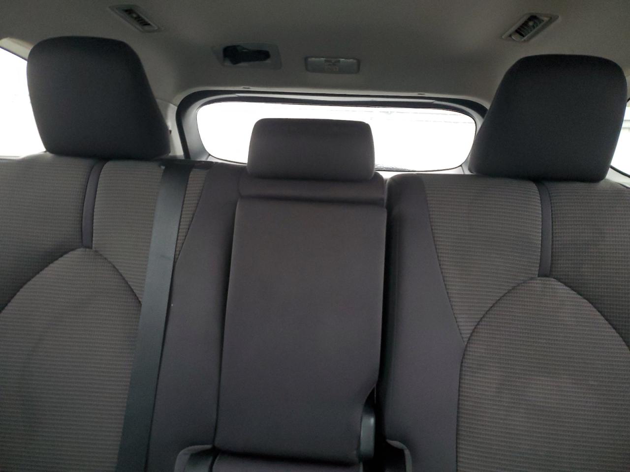 2021 Toyota Highlander L VIN: 5TDBZRBH6MS068389 Lot: 82464685