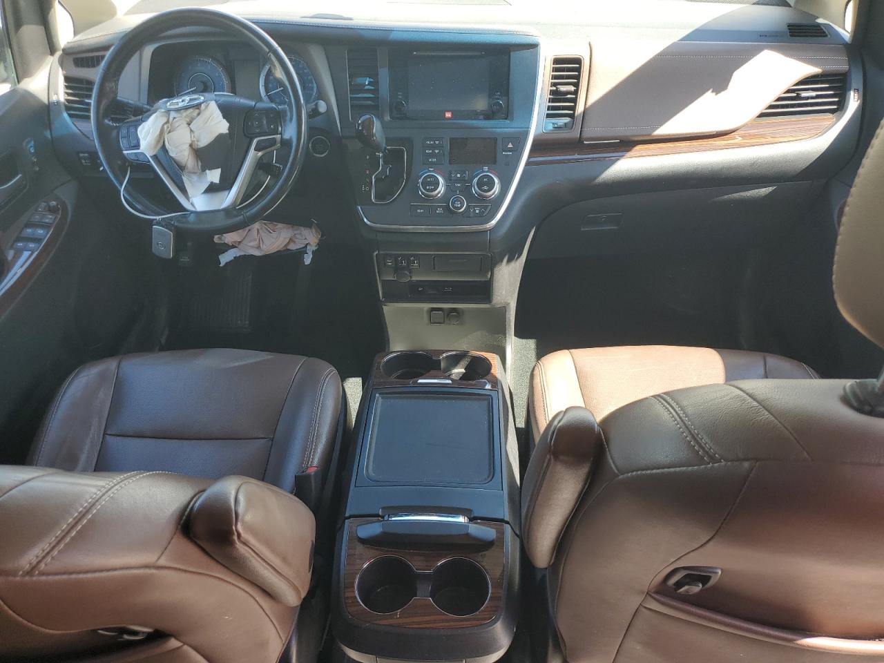 2017 Toyota Sienna Xle VIN: 5TDYZ3DC0HS868880 Lot: 87037605