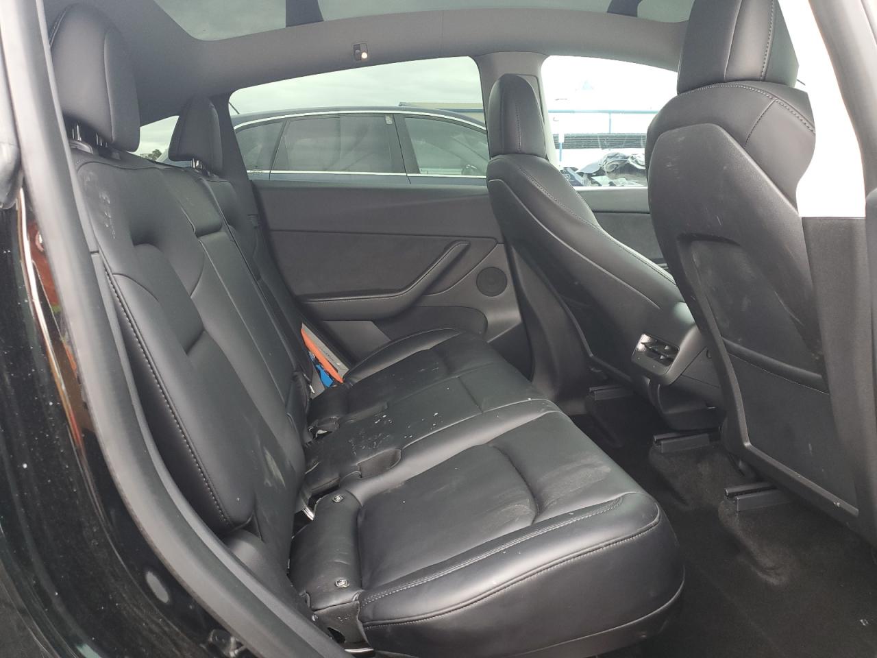 2022 Tesla Model Y VIN: 7SAYGDEE8NF349431 Lot: 81901825