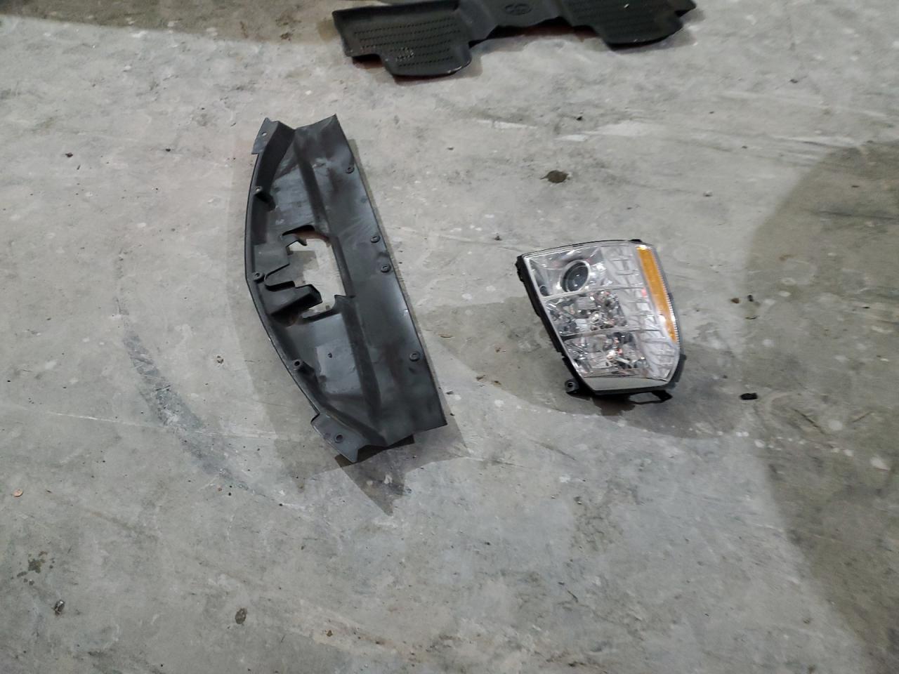 2014 Cadillac Escalade Premium VIN: 1GYS4CEF6ER228769 Lot: 90359335