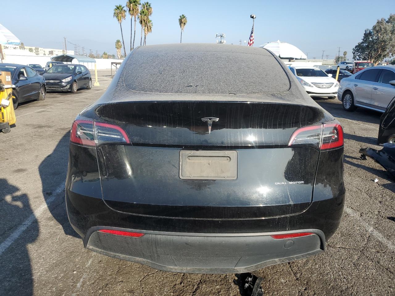 2023 Tesla Model Y VIN: 7SAYGDEE1PA027939 Lot: 87091205